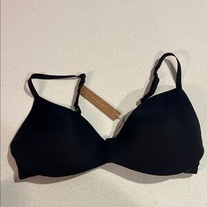 SKIMS Classic Black Women's Bra
